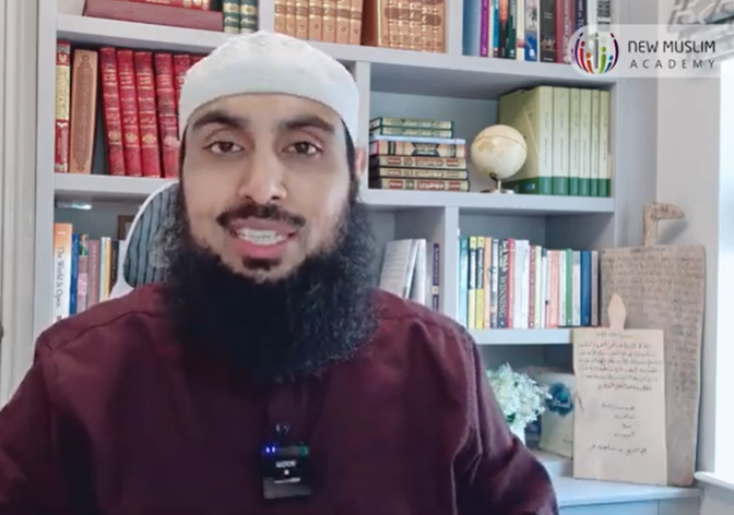 真主的尊名——赐养万物者