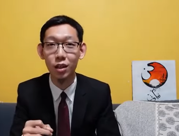 تحليل أسلوب اللغة في القرآن الكريم وأحاديث النبي